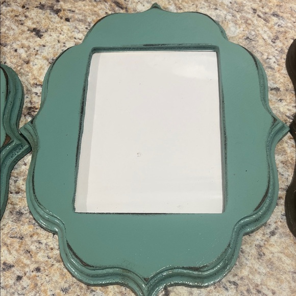 Lot of  4 Photo Frames 2 5x7 , one 4x6 and one wallet size EUC - Picture 3 of 7